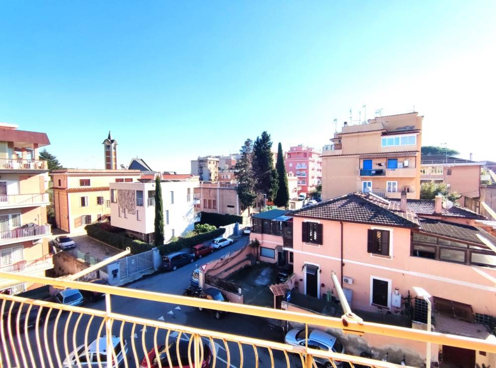 appartamento in vendita a Roma in zona Aurelio