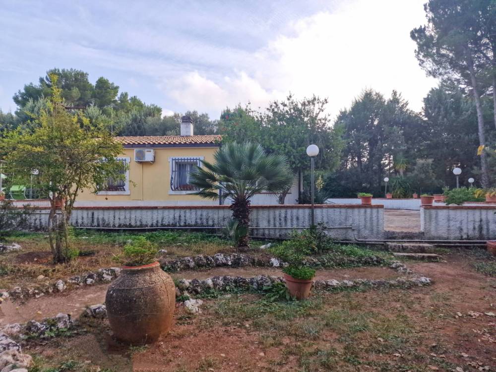 casa indipendente in vendita a Noto