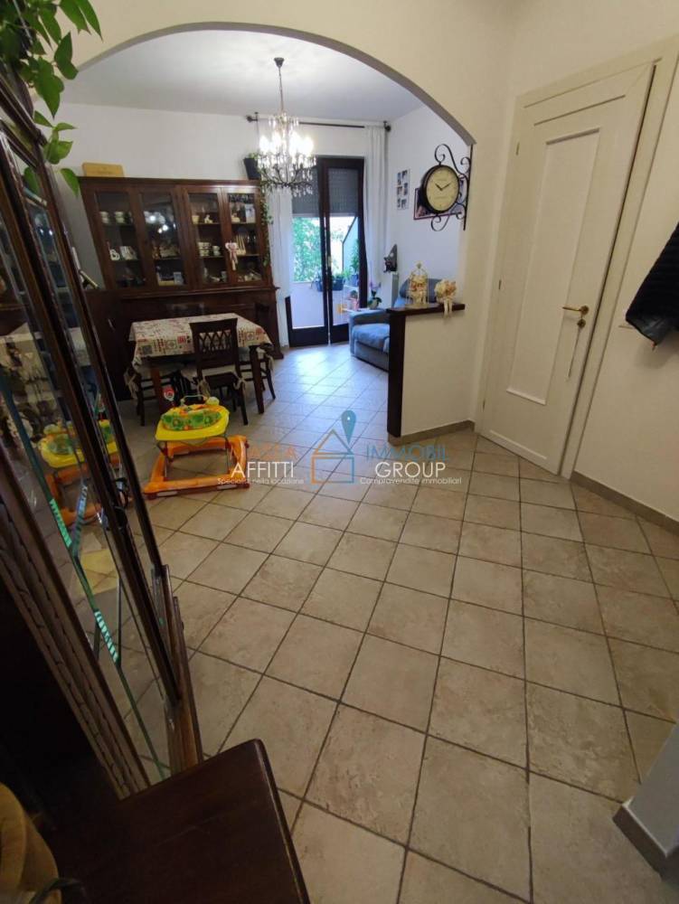 appartamento in vendita a Massa in zona Centro Storico