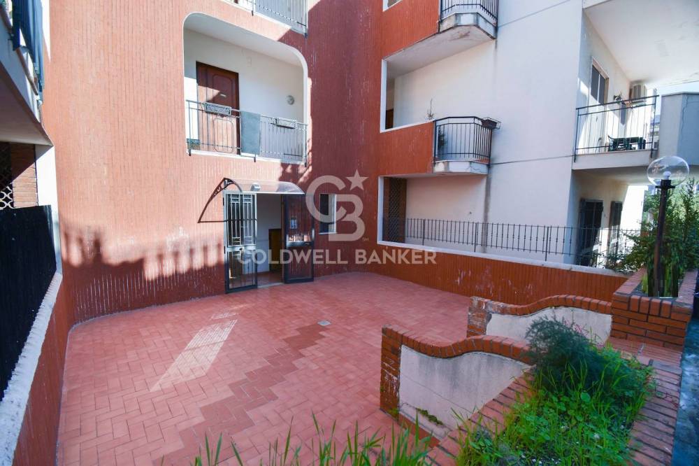 appartamento in vendita ad Aci Castello in zona Aci Trezza