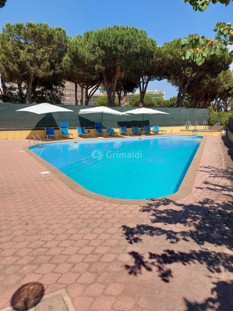 casa indipendente in affitto ad Anzio in zona Mare