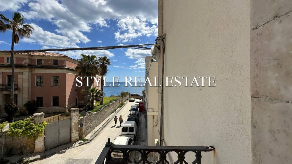 casa indipendente in vendita a Siracusa in zona Borgata