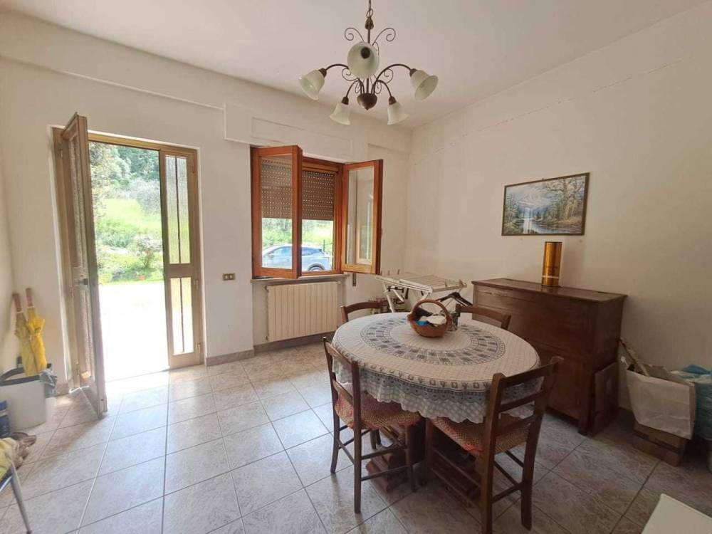 casa indipendente in vendita ad Amelia