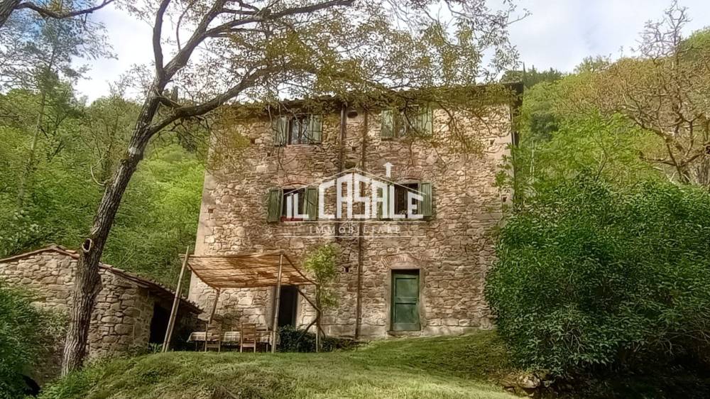 casa indipendente in vendita a Pontassieve in zona Montebonello
