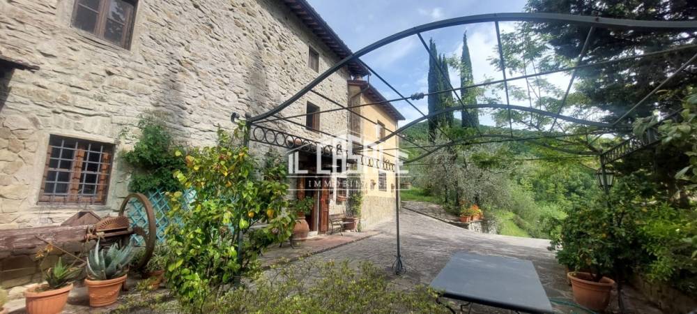 casa indipendente in vendita a Londa