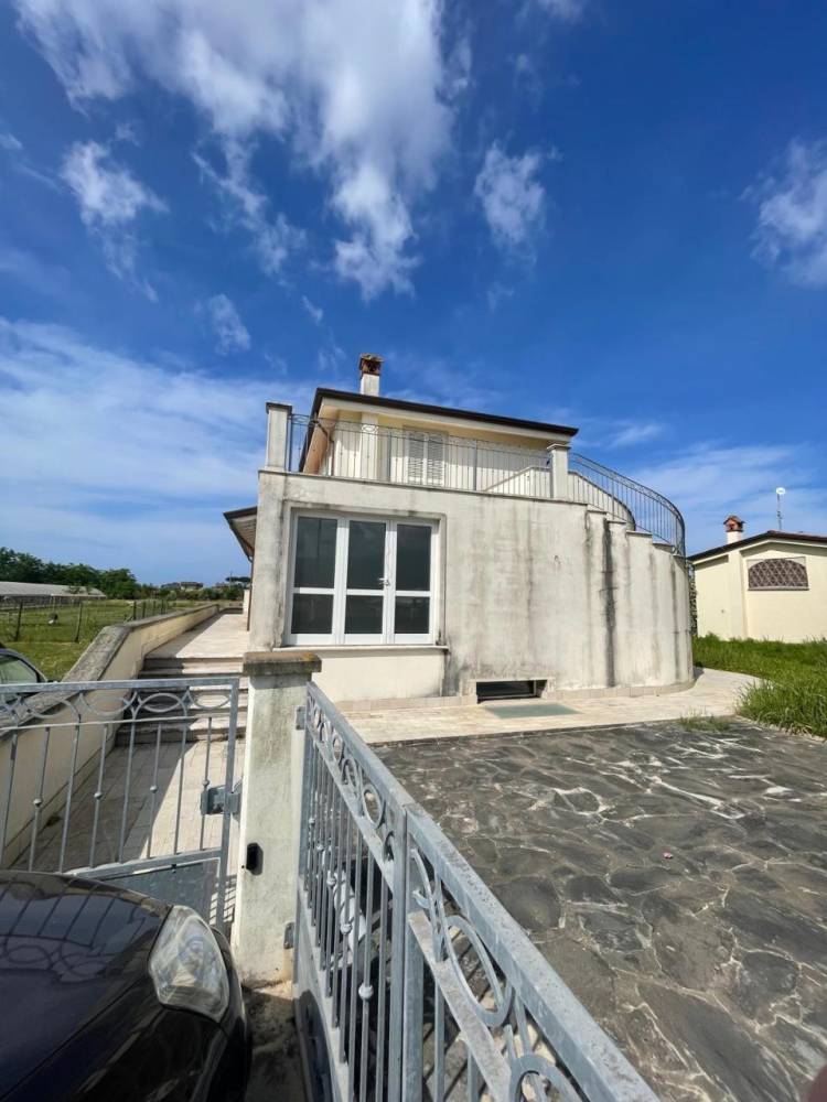 casa indipendente in vendita a Camaiore