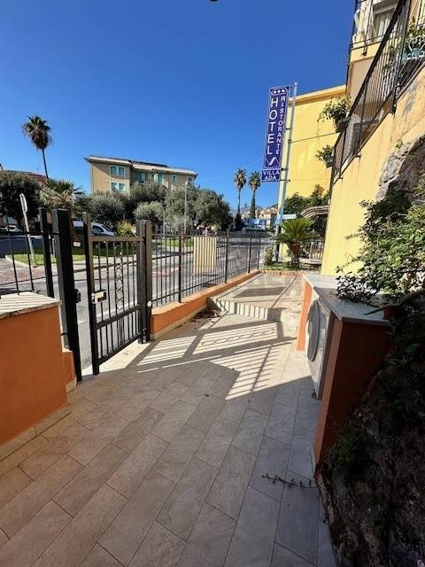 appartamento in vendita a Borgio Verezzi in zona Borgio