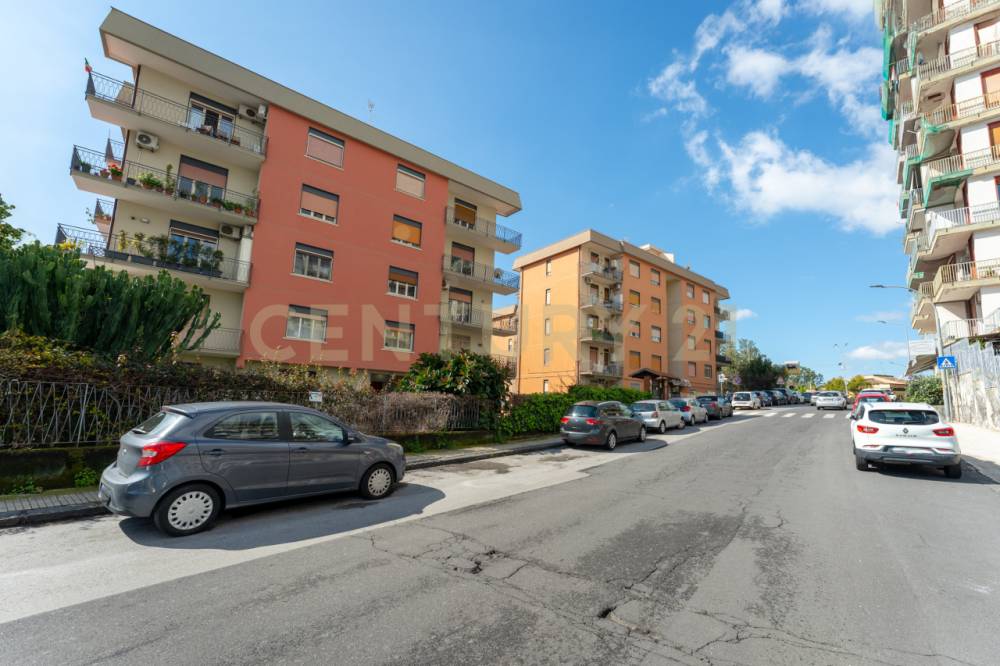 appartamento in vendita a Tremestieri Etneo in zona Canalicchio