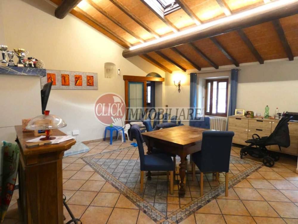 casa indipendente in vendita a Scarperia e San Piero in zona San Piero a Sieve