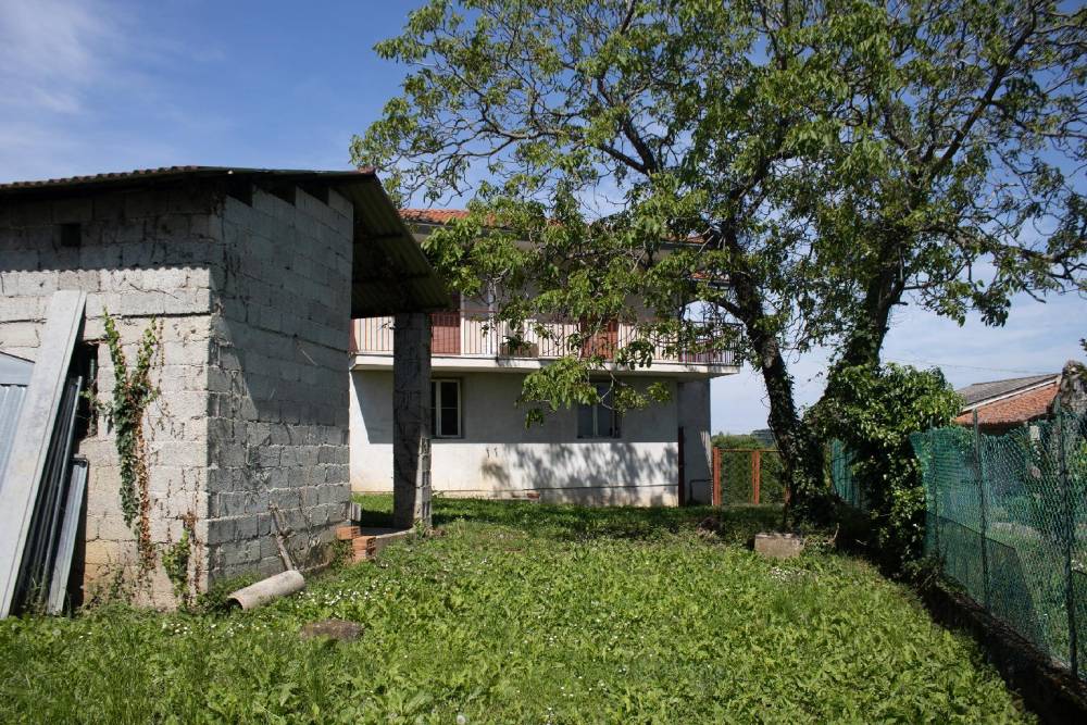 casa indipendente in vendita a Sovizzo in zona Monte San Lorenzo