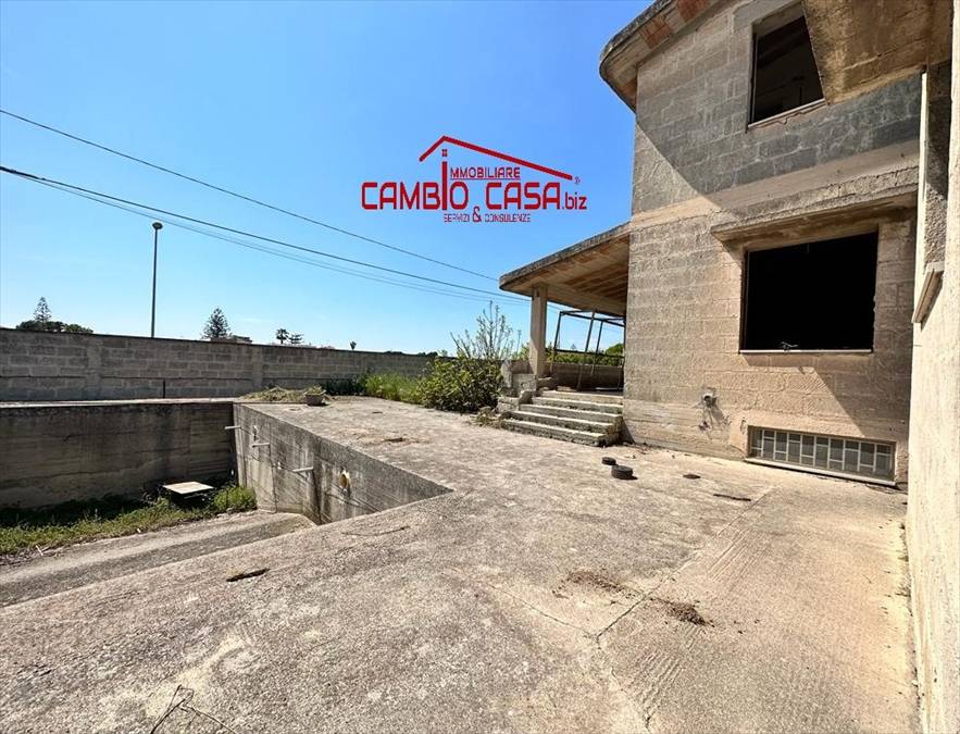 casa indipendente in vendita a Taranto in zona Lama