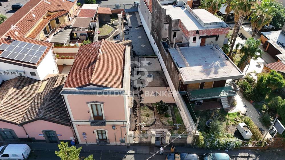 casa indipendente in vendita a Gravina di Catania