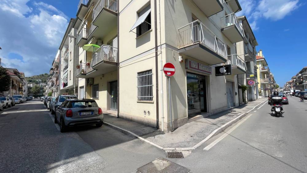 immagine annuncio 2 di 13