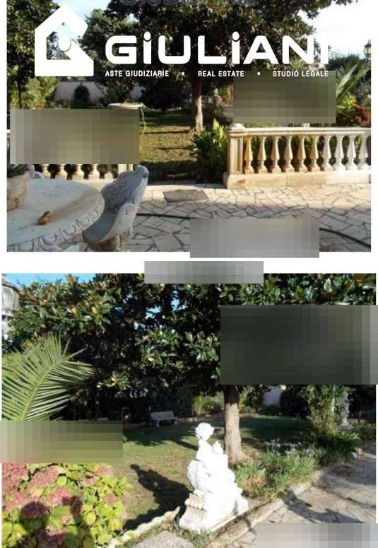 casa indipendente in vendita ad Ardea in zona Banditella