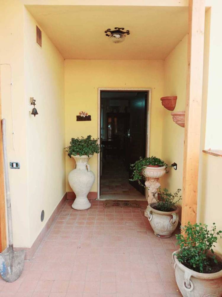 casa indipendente in vendita a Todi