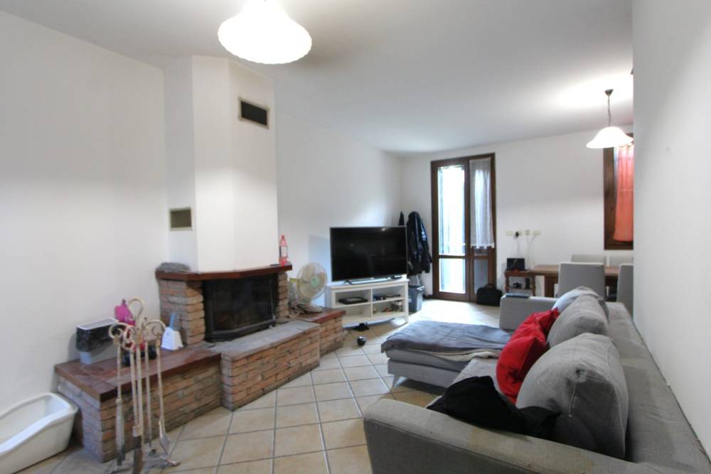 casa indipendente in vendita a Valsamoggia in zona Bazzano