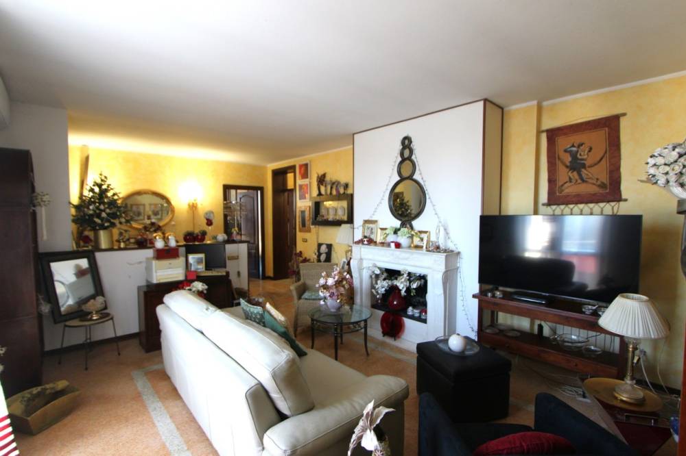 appartamento in vendita a Valsamoggia in zona Bazzano