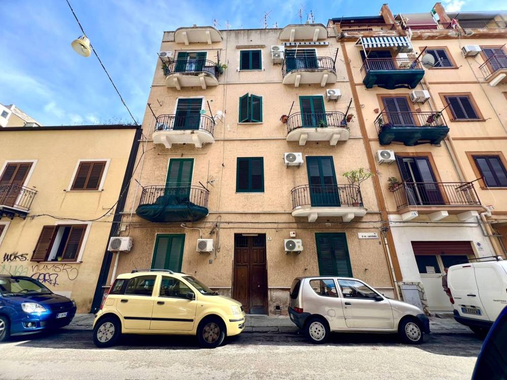 appartamento in vendita a Palermo in zona Centro storico