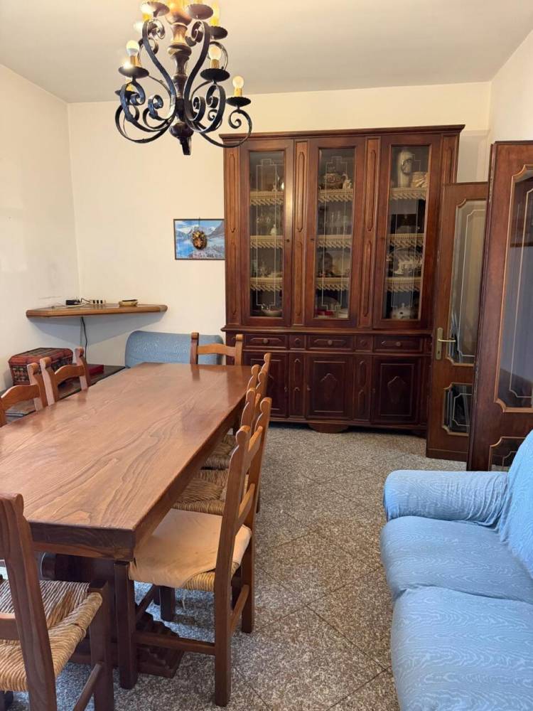 casa indipendente in vendita a Castelnuovo Magra in zona Molicciara