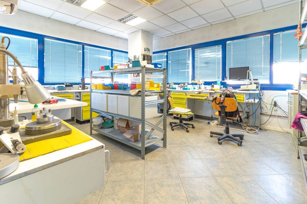 immagine annuncio 12 di 13