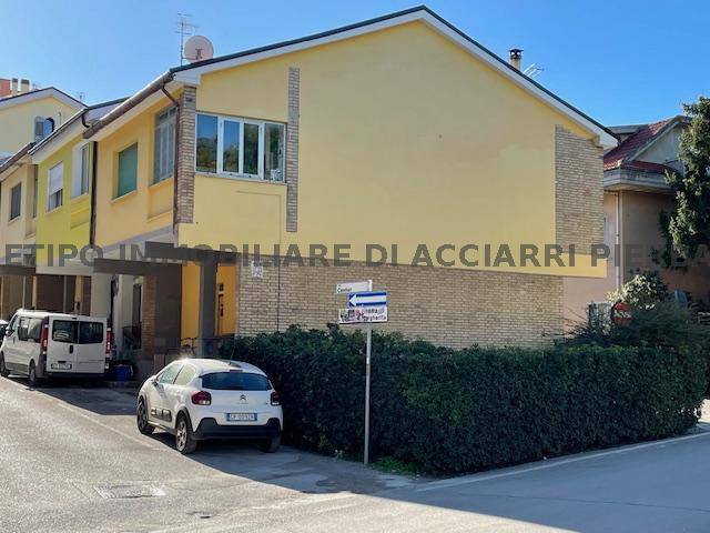 immagine annuncio 1 di 8