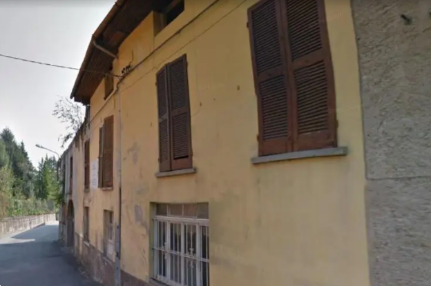 appartamento in vendita a Casalzuigno