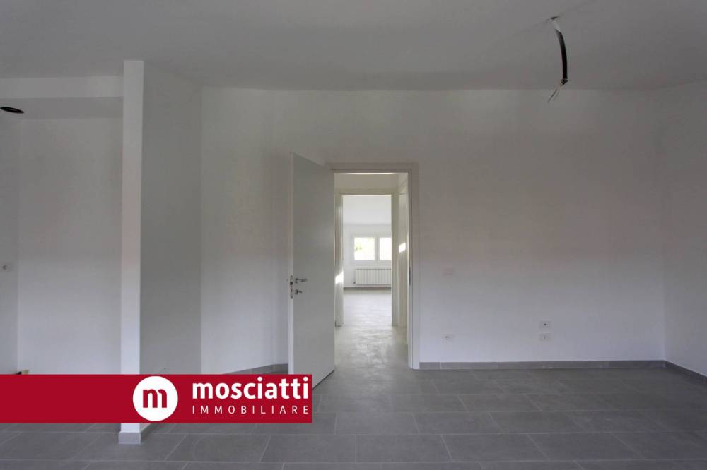 appartamento in vendita ad Esanatoglia