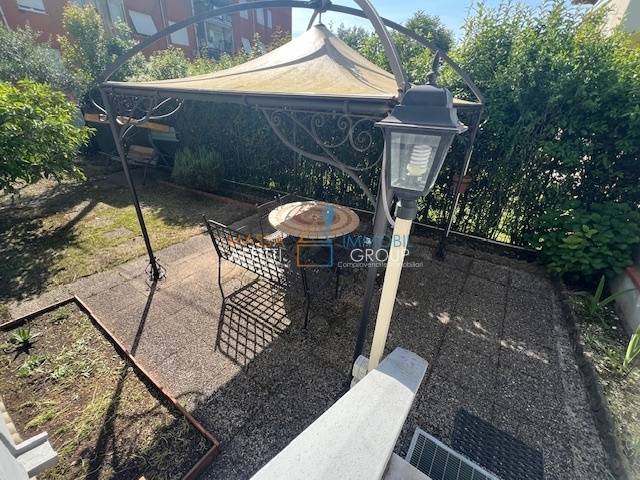 appartamento in vendita a Massa in zona Quercioli