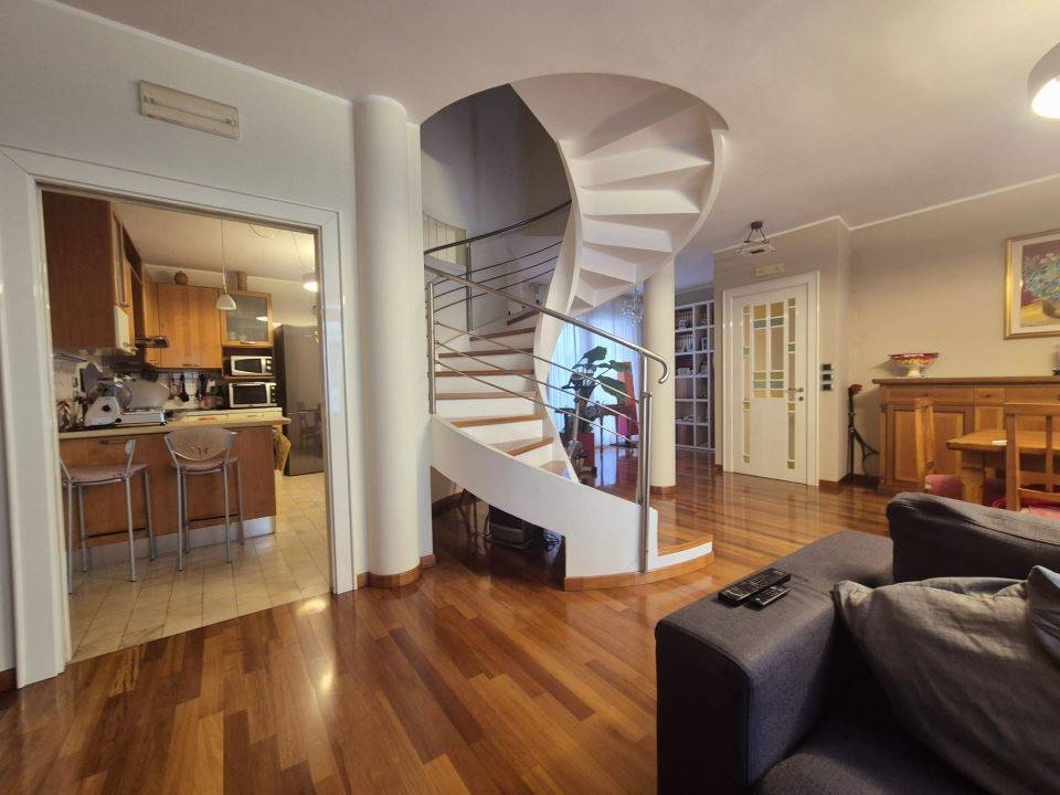 immagine annuncio 1 di 9