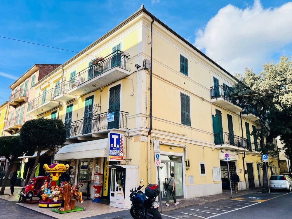 appartamento in vendita a Diano Arentino