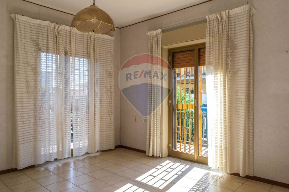 appartamento in vendita ad Aci Sant'Antonio