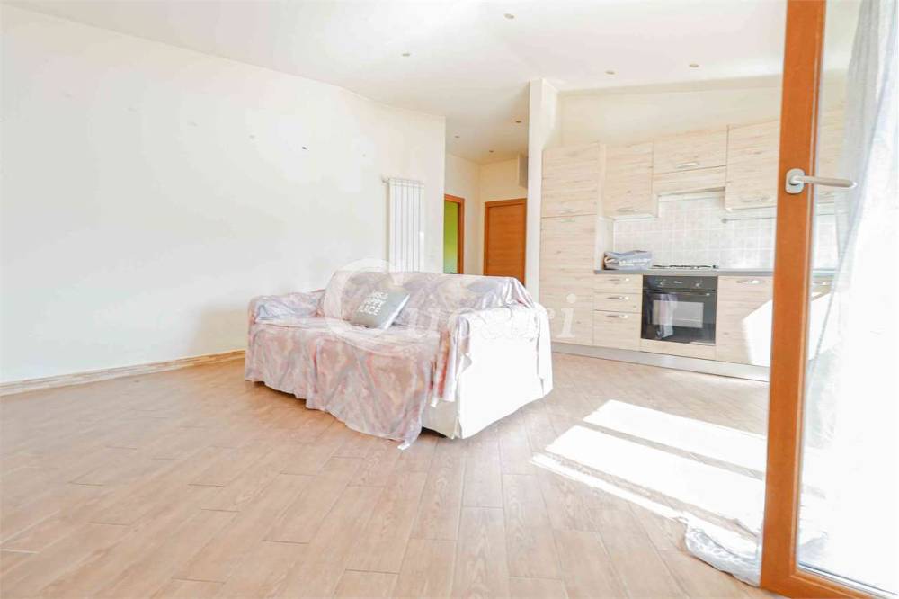 appartamento in vendita a Marino in zona Poggio delle Mole