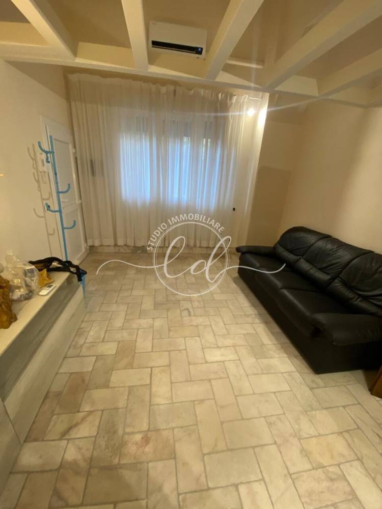 immagine annuncio 1 di 8