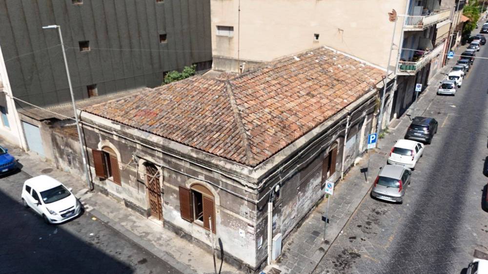 casa indipendente in vendita a Catania in zona Centro Storico