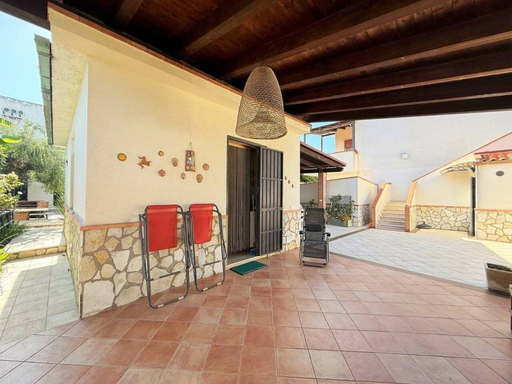 casa indipendente in vendita a Castellammare del Golfo in zona Scopello