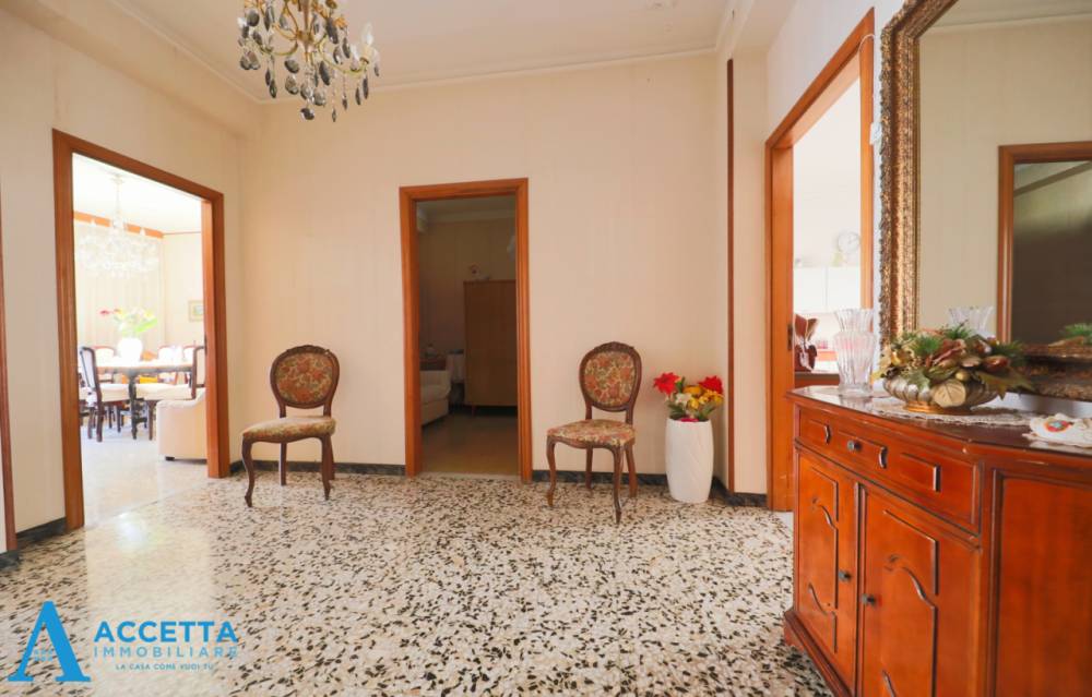 appartamento in vendita a Taranto in zona Tre Carrare-Battisti