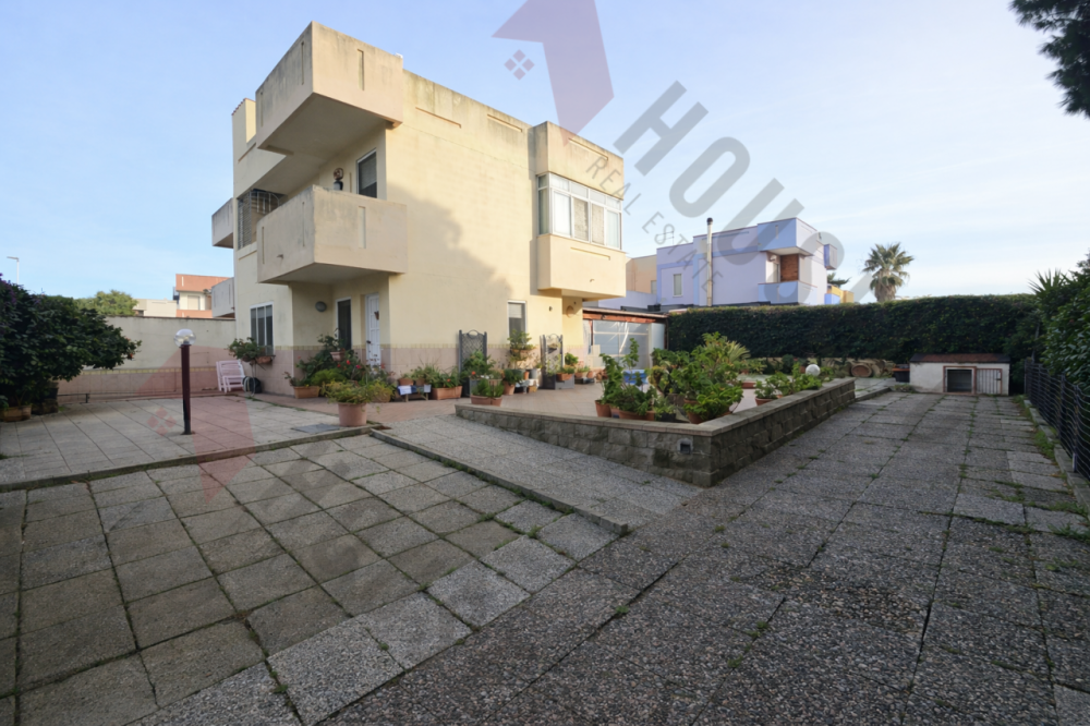 casa indipendente in vendita a Quartu Sant'Elena