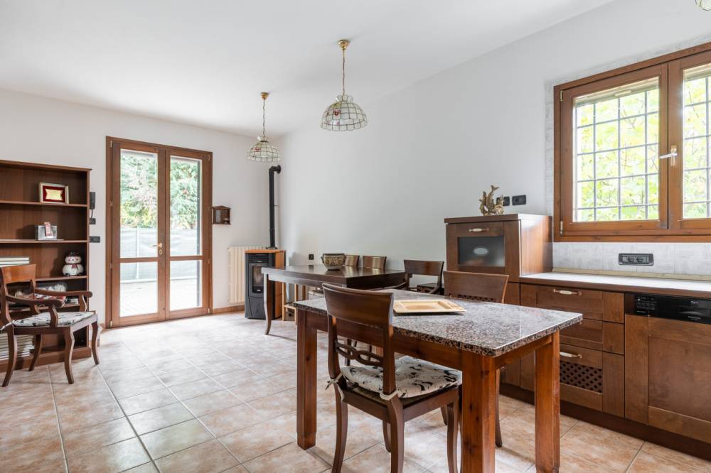 appartamento in vendita a Sala Bolognese in zona Padulle