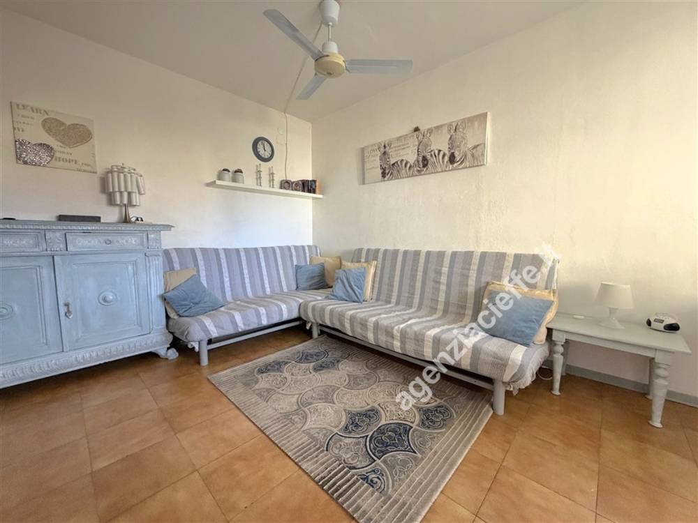 appartamento in vendita a Massa in zona Marina di Massa