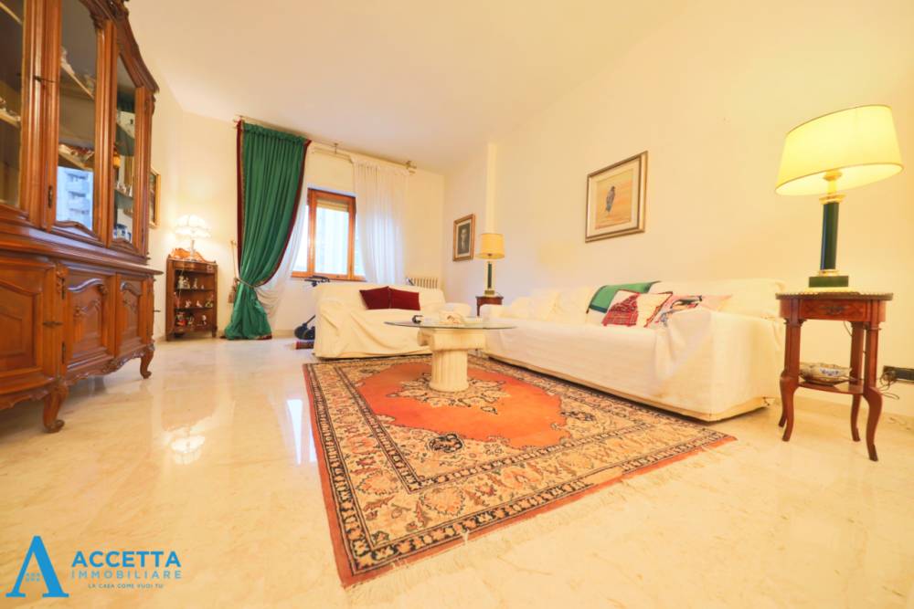 appartamento in vendita a Taranto in zona Italia-Montegranaro