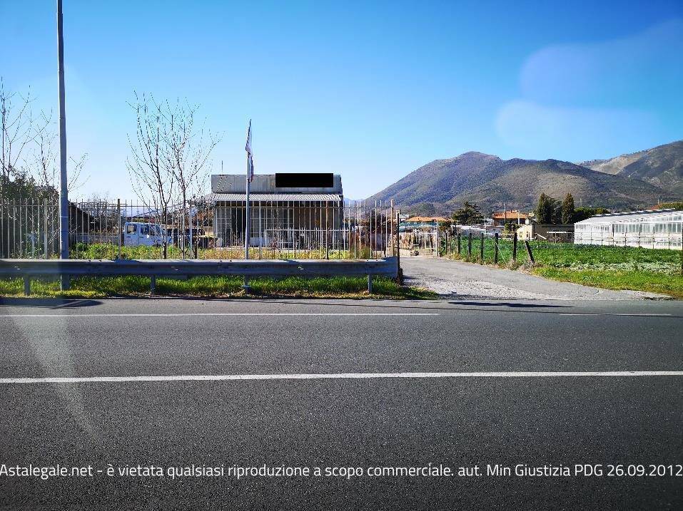 negozio in vendita ad Albenga