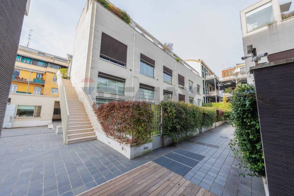 appartamento in vendita a Milano in zona Turro