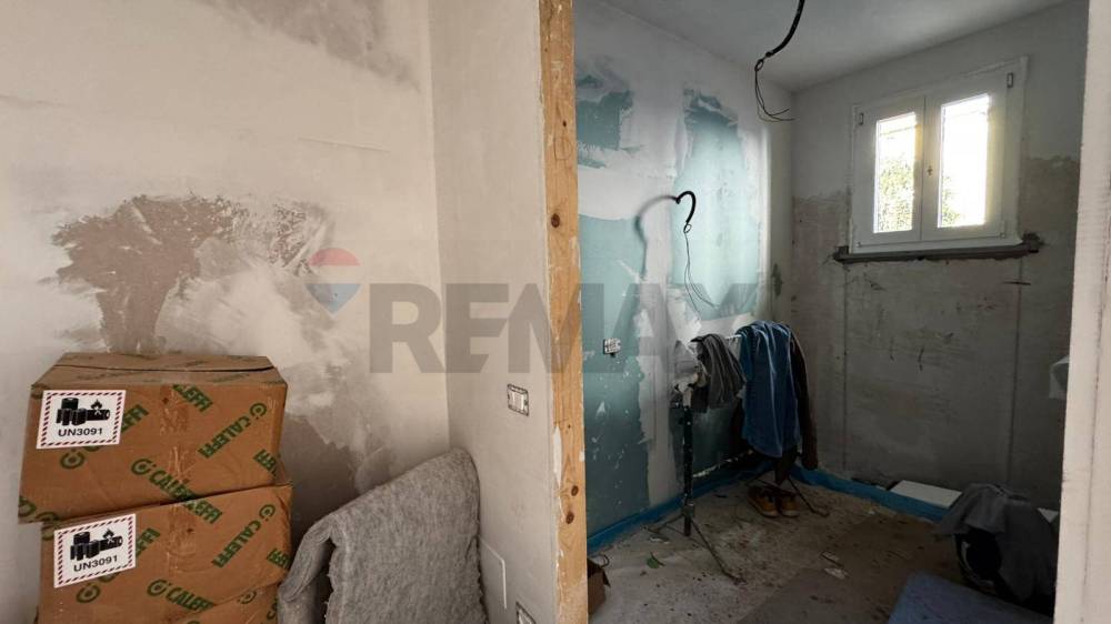 appartamento in vendita a Milano in zona Lorenteggio